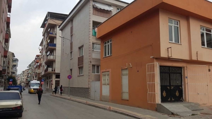 Çaldıkları Motosikleti Çalıştıramayınca Zarar Verdiler