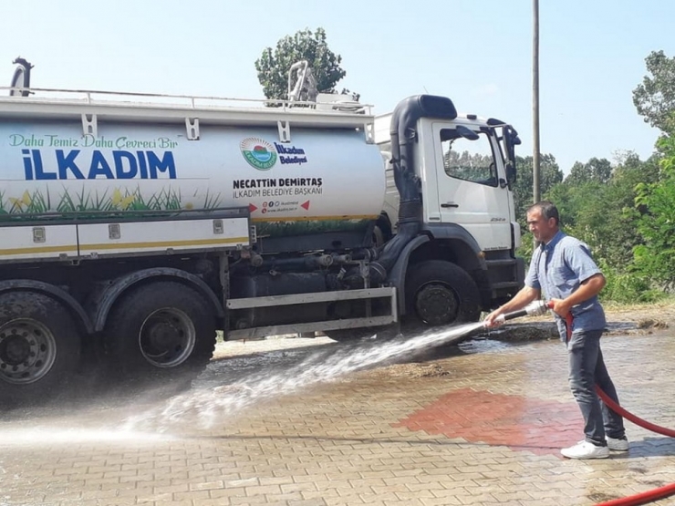 Başkan Demirtaş: “İlçenin Temizliği İçin Titiz Bir Çalışma Sürdürüyoruz”