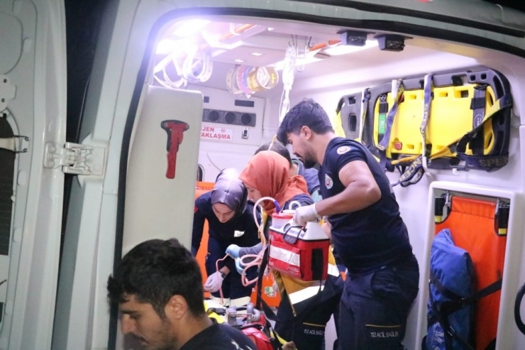 Kayalıklardan Düşen 9 Yaşındaki Çocuk Öldü