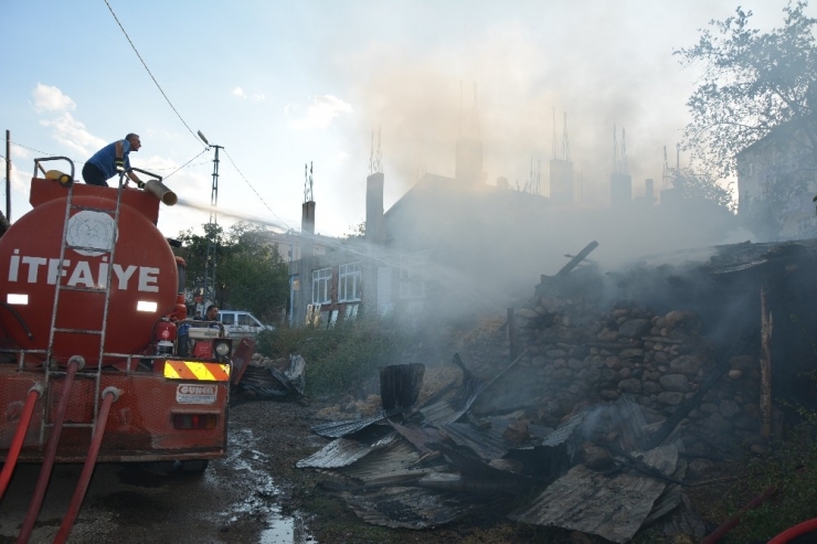 Sivas’ta Samanlık Yangını