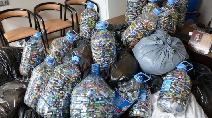 Tokat’ta Okullar Arasında Atık Pil Toplama Yarışması