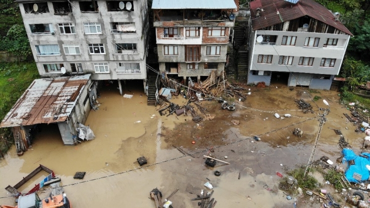 Artvin’in Borçka İlçesindeki Sel Bölgesi Havadan Görüntülendi