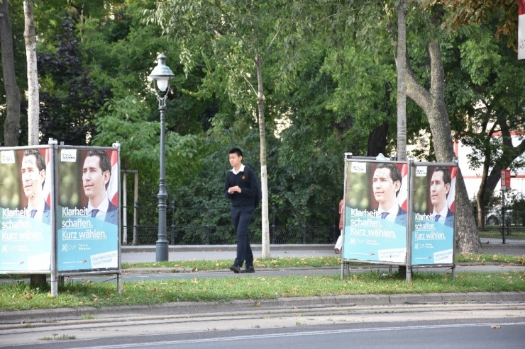 Avusturya Yarın Sandık Basışına Gidiyor