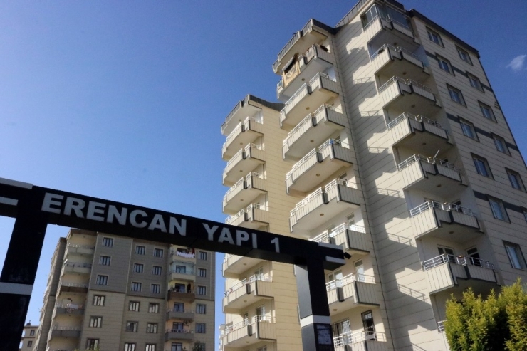 Hırsızlar Girdikleri Evden 10 Dakikada 17 Bin Liralık Altın Çaldı