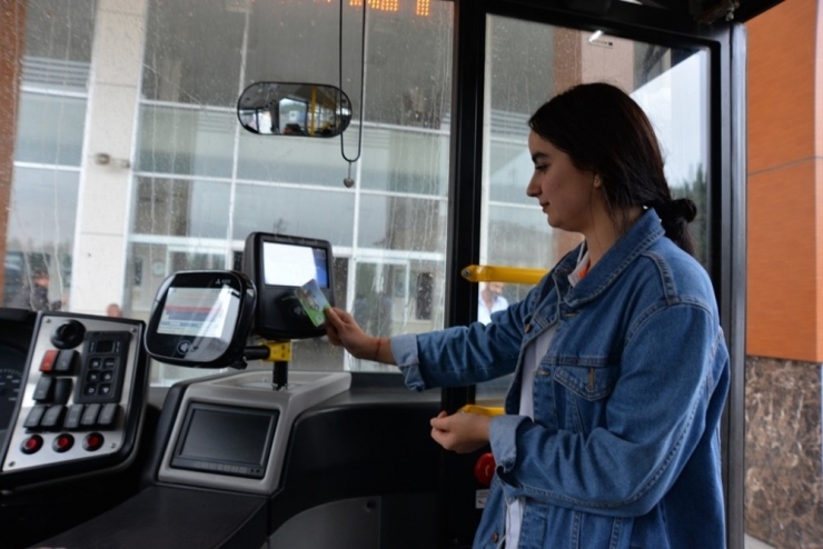 Hendek-esentepe Ulaşımı Yüzleri Güldürdü