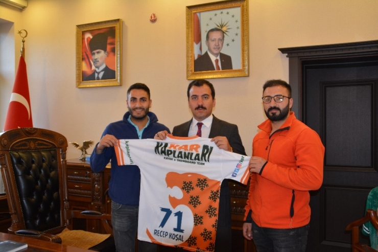 Kar Kaplanları Kaymakam Koşal Ve Başkan Hayali’yi Ziyaret Etti