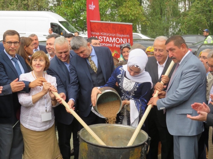 Kastamonu’nun Yöresel Ürünleri Görücüye Çıktı