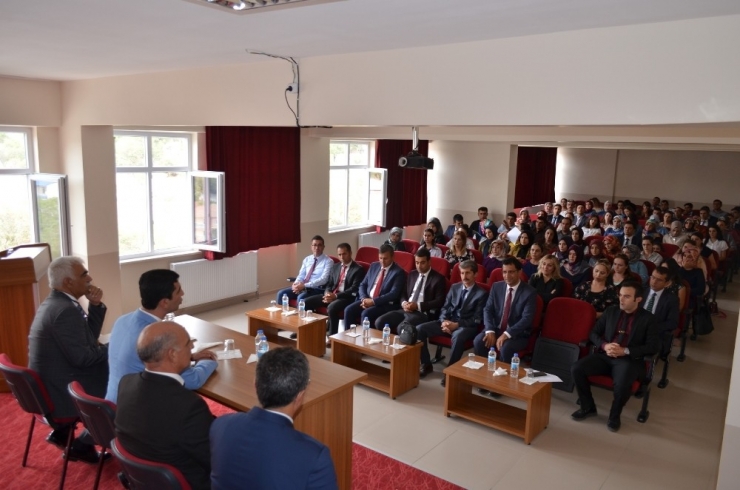 Kaymakam Kazez, Eğitimcilerle Bir Araya Geldi