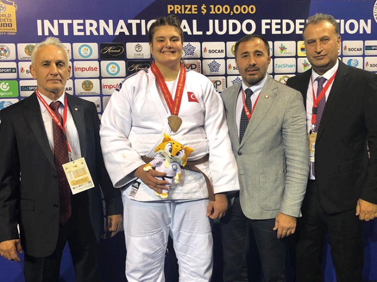 Milli Judocu Hilal Öztürk Dünya Üçüncüsü Oldu