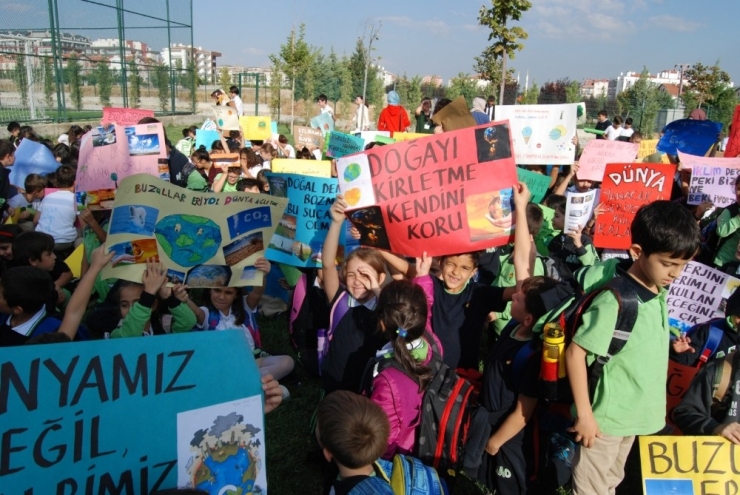 Nesibe Aydın’dan, Küresel İklim Değişikliği Eylemlerine Büyük Destek