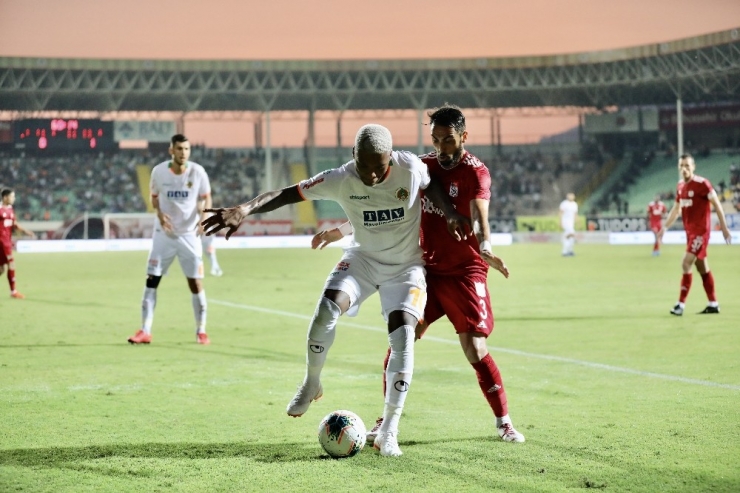 Süper Lig: Alanyaspor: 1 - Sivasspor: 1 (Maç Sonucu)