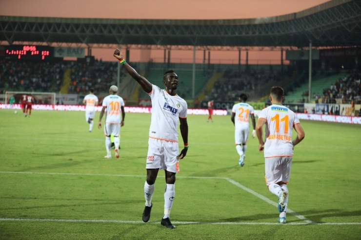 Süper Lig: Alanyaspor: 1 - Sivasspor: 1 (Maç Sonucu)