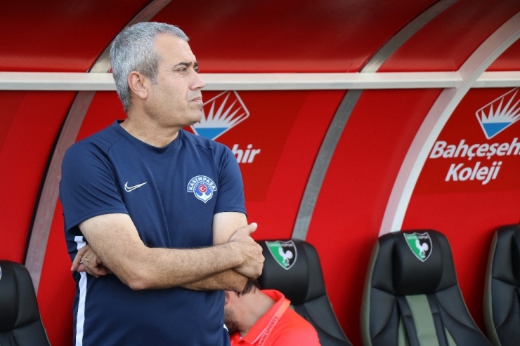 Süper Lig: Denizlispor: 0 - Kasımpaşa: 0 (İlk Yarı)