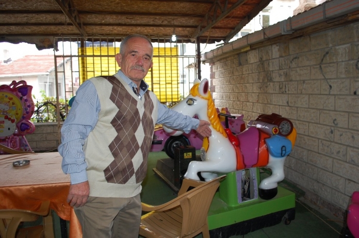 Çay Bahçesinde Hırsızlık