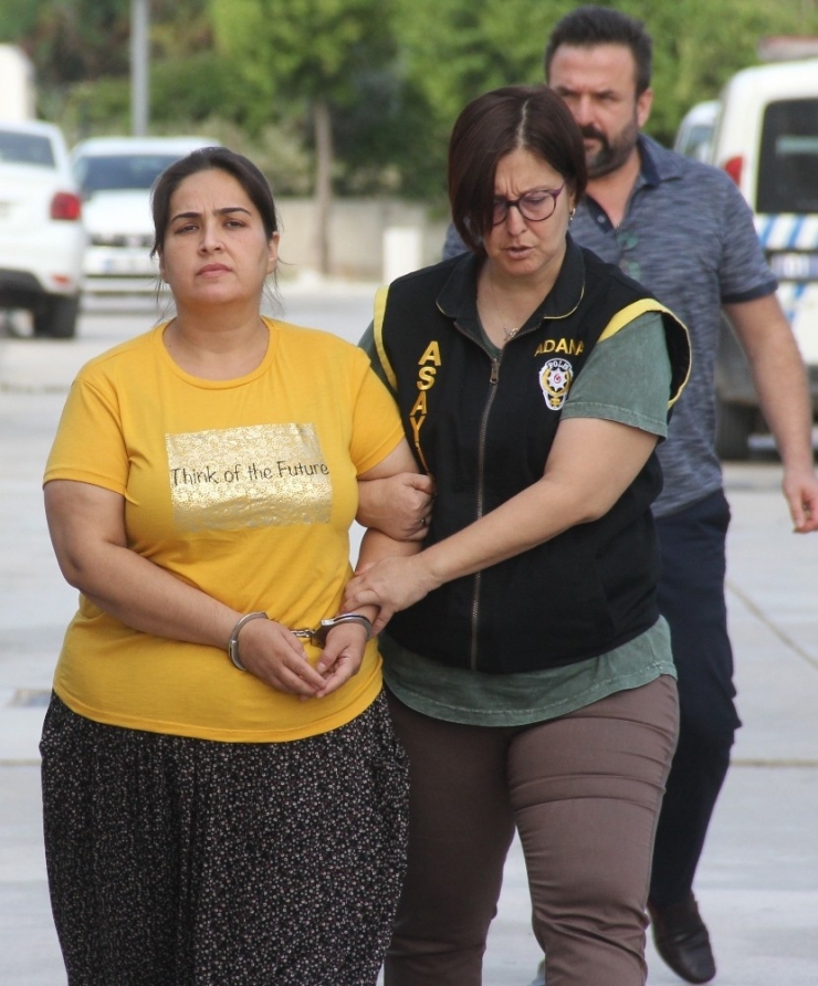 Cinayet Zanlısı Kadınlardan Tişörtlü Mesaj