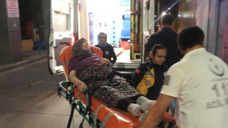 Maganda Kurşunu, Balkonda Oturan Yaşlı Kadına İsabet Etti