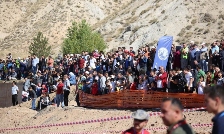 Off-road Yarışları Nefes Kesti