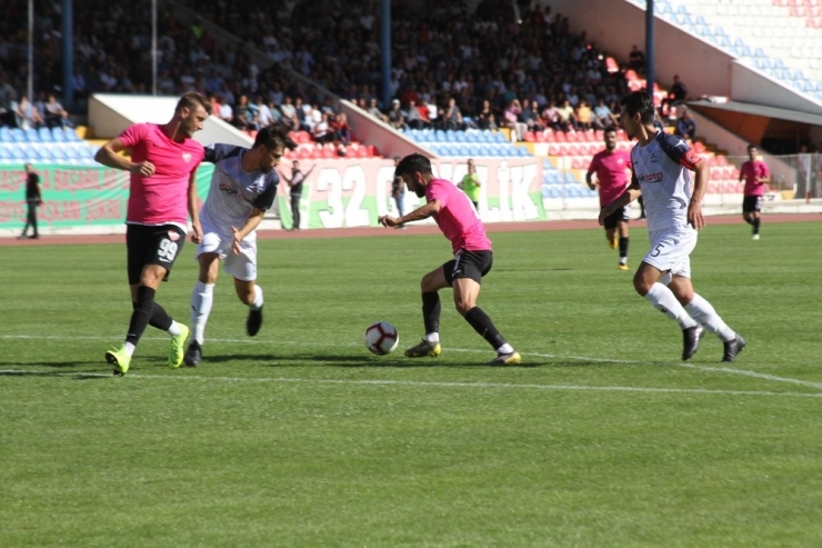 Bölgesel Amatör Lig: Isparta 32 Spor: 3 - Makü Spor: 2