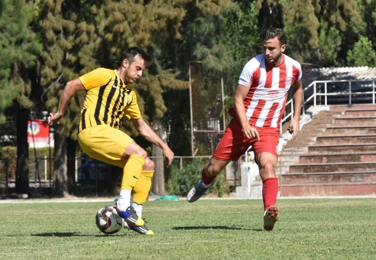 Aliağaspor Fk Evinde Berabere Kaldı