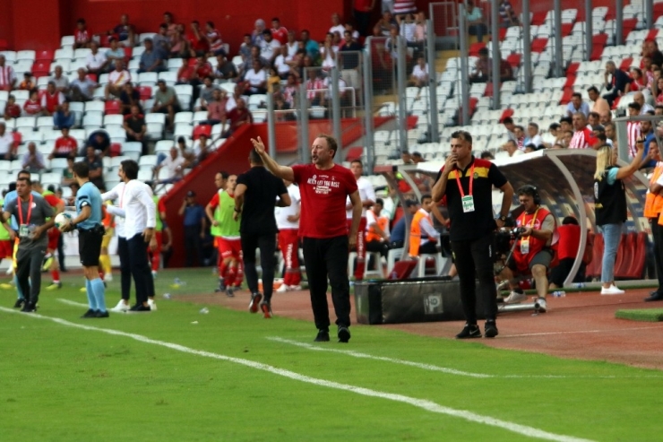 Süper Lig: Antalyaspor: 3 - Yeni Malatyaspor: 0 (Maç Sonucu)
