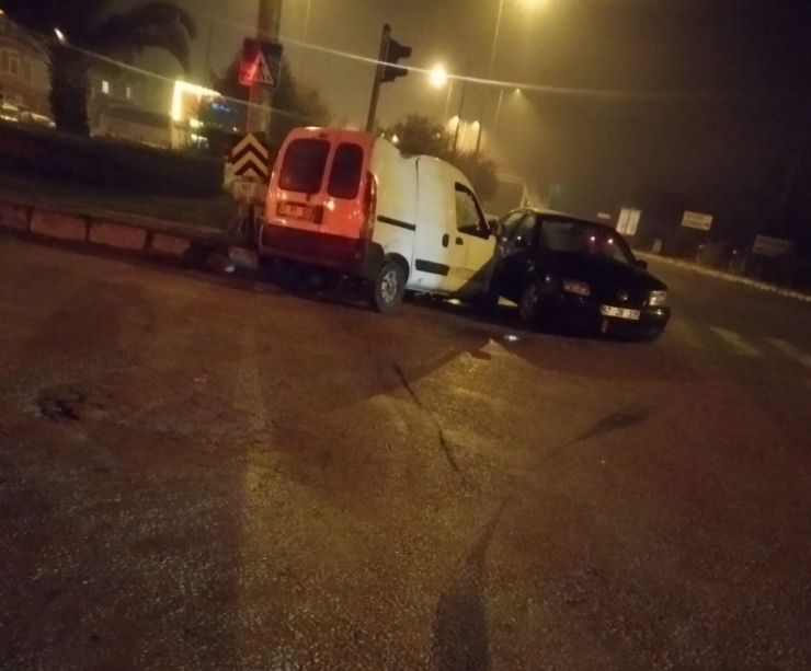 Zonguldak’ta Trafik Kazası: 2 Yaralı