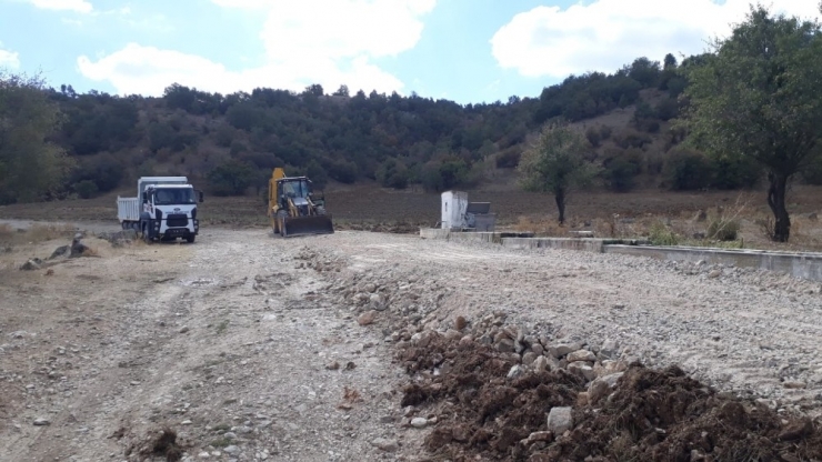 Akçapınar Çeşmesi’ne Çevre Düzenleme Çalışması Yapıldı