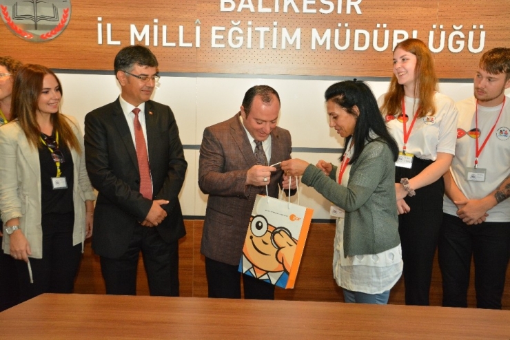 Müdürü Yıldız, Alman Misafirlerini Ağırladı