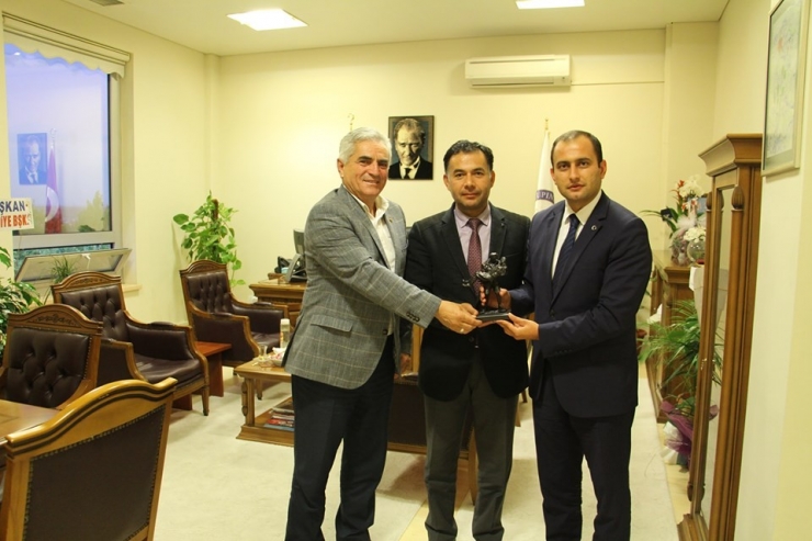 Başkan Akağaç: "Dumlupınar Meslek Yüksekokulu Önümüzdeki Yıl Eğitime Başlayacak"