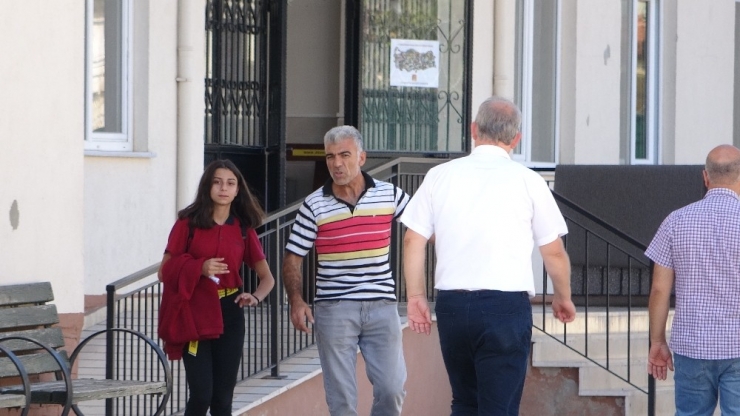 Kantinden Poğaça Yiyen 9 Öğrenci Zehirlendi