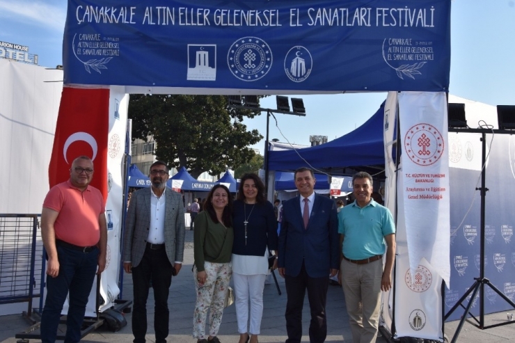 Çanakkale Milletvekili İskenderoğlu’ndan ’Altın Eller’ Ustalarına Teşekkür