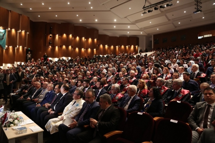 İbrahim Kalın: “Bugün İslam Dünyasının Hikmete Her Zamankinden Daha Fazla İhtiyacı Var”