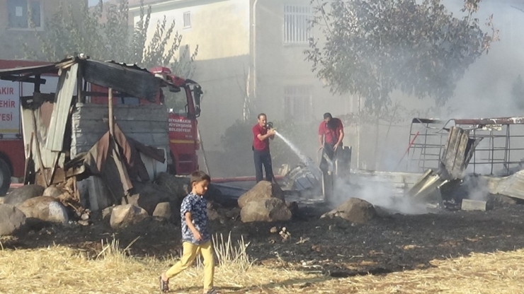 Diyarbakır’da Korkutan Yangın
