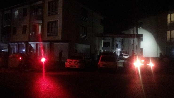 Babasının Tabancasıyla Oyun Canından Etti