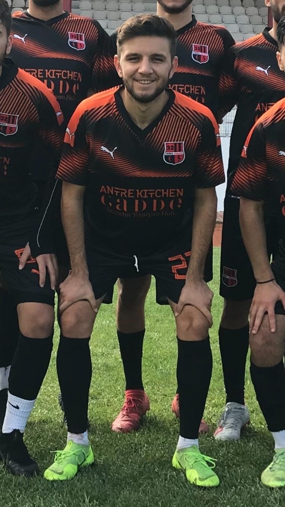 Emrespor’a Profesyonel Tecrübeli Orta Alan Transferi