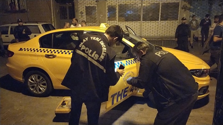 Zeytinburnu’nda Taksiciye Gaspçı Dehşeti