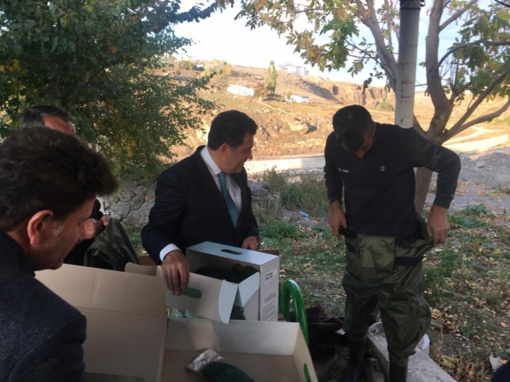 İzmir Büyükşehir Belediyesi’nden Ardahan Belediye’sine Malzeme Desteği