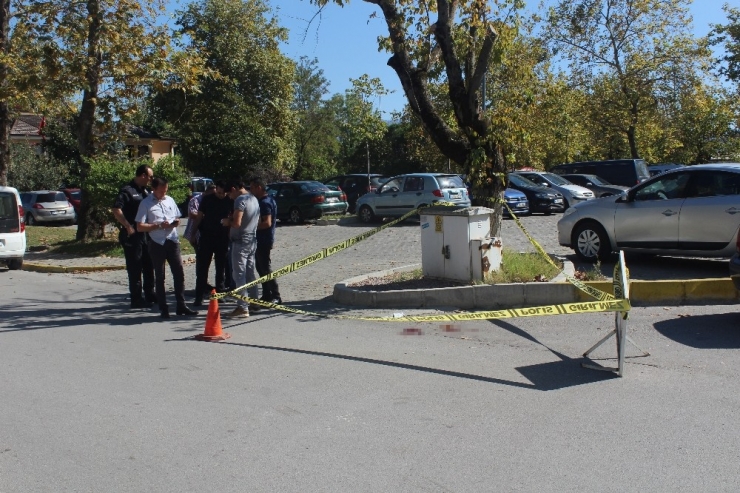 Alacak Verecek Meselesi Yüzünden Tartıştığı Vatandaşı Ayağından Vurdu