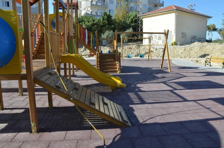 Kuşadası’nın İlk Profesyonel Futbolcusunun İsmi Parka Veriliyor