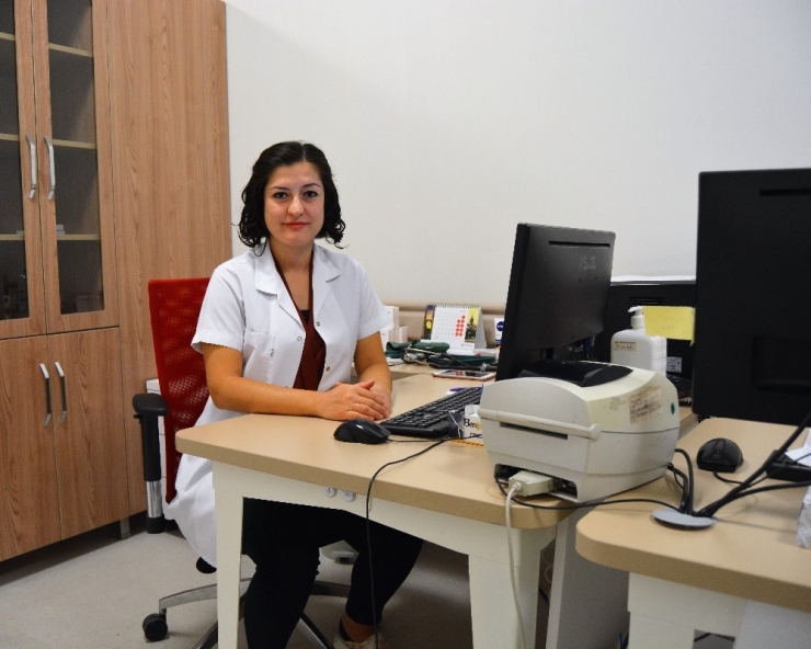 "Sigarayı Bırakmak Kalp Krizi Riskini Yüzde 50 Azaltıyor"