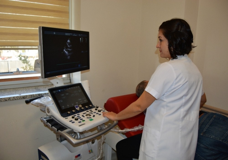 "Sigarayı Bırakmak Kalp Krizi Riskini Yüzde 50 Azaltıyor"