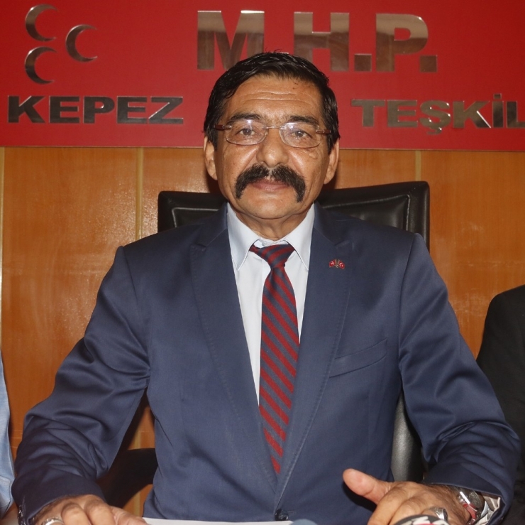 Antalya’da Chp’li Meclis Üyesinden Şehidin İsminin Sokağa Verilmesine Şerh