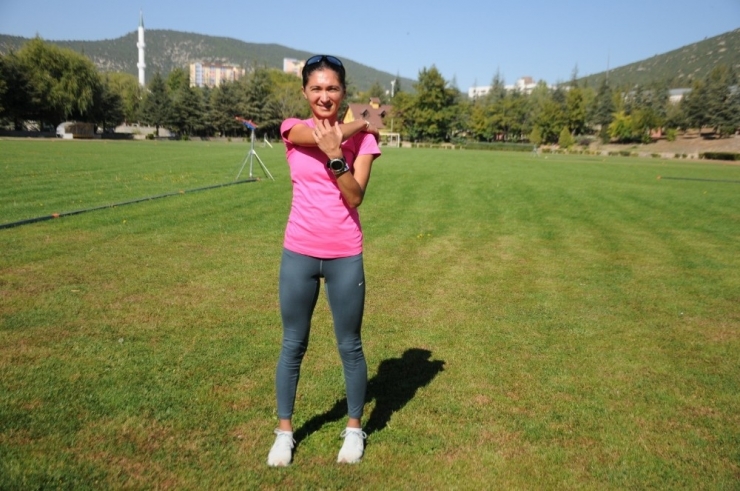 Olimpiyat Madalyalı Milli Atlet, Türk Kadının Gücünü Yeniden Dünyaya Göstermek İstiyor