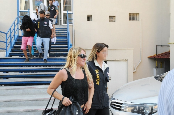 ‘Cinsel Fantezi’ Turu Yapan Tekneye Operasyon