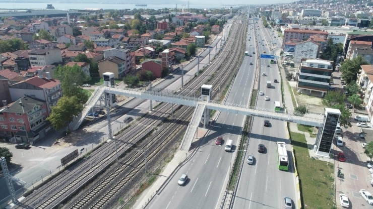 Büyükşehir’in Yol Yapım Çalışmaları Sürüyor