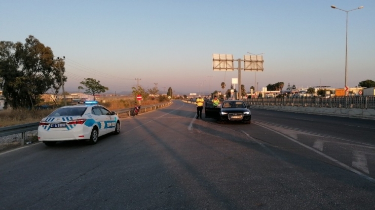 Motosiklet İle Otomobil Çarpıştı: 2 Yaralı