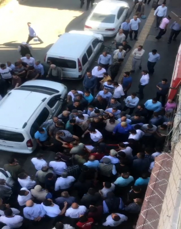 Siirt’te Silahlı Kavga: 1 Ağır Yaralı