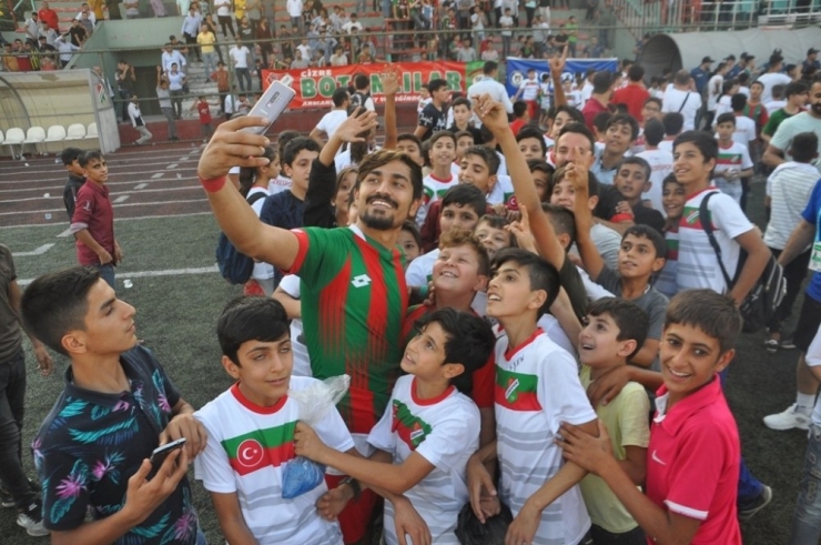 Cizreli Öğrenciler Tribünden Maç İzleme Keyfini Yaşayacak