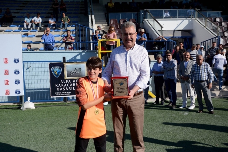 Minikler Karacabey Cup1 Turnuvası’nda Ter Döktü