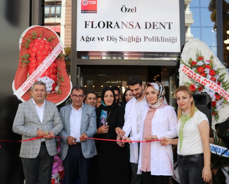 Van’da Floransa Dent Ağız Ve Diş Sağlığı Polikliniği Açıldı