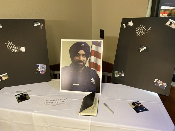 Abd’de Başörtülü İlk Sih Polis Memuru Öldürüldü